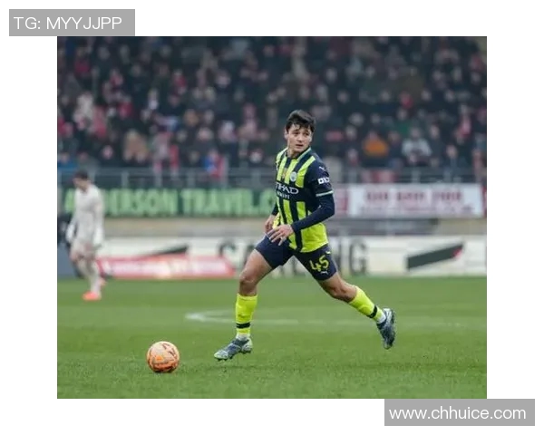 亚足联评选世预赛未来之星11人候选名单王钰栋与胡桑诺夫双双入围