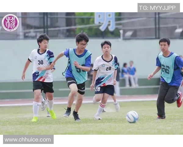 广州七中携手足球俱乐部共创女足发展新模式推动体教融合新突破 广州七中携手足球俱乐部共创女足发展新模式推动体教融合新突破