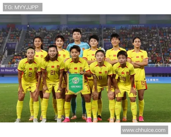 泰国女足主帅称中国队实力强大并享有主场优势期待精彩对决